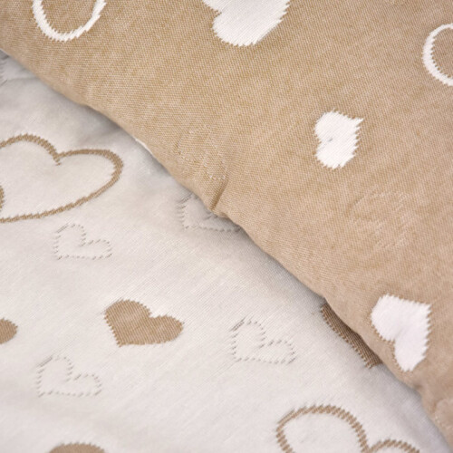 COLCHA CORAZÓN BEIGE CAMA 90 P.V.P 36,99.jpg